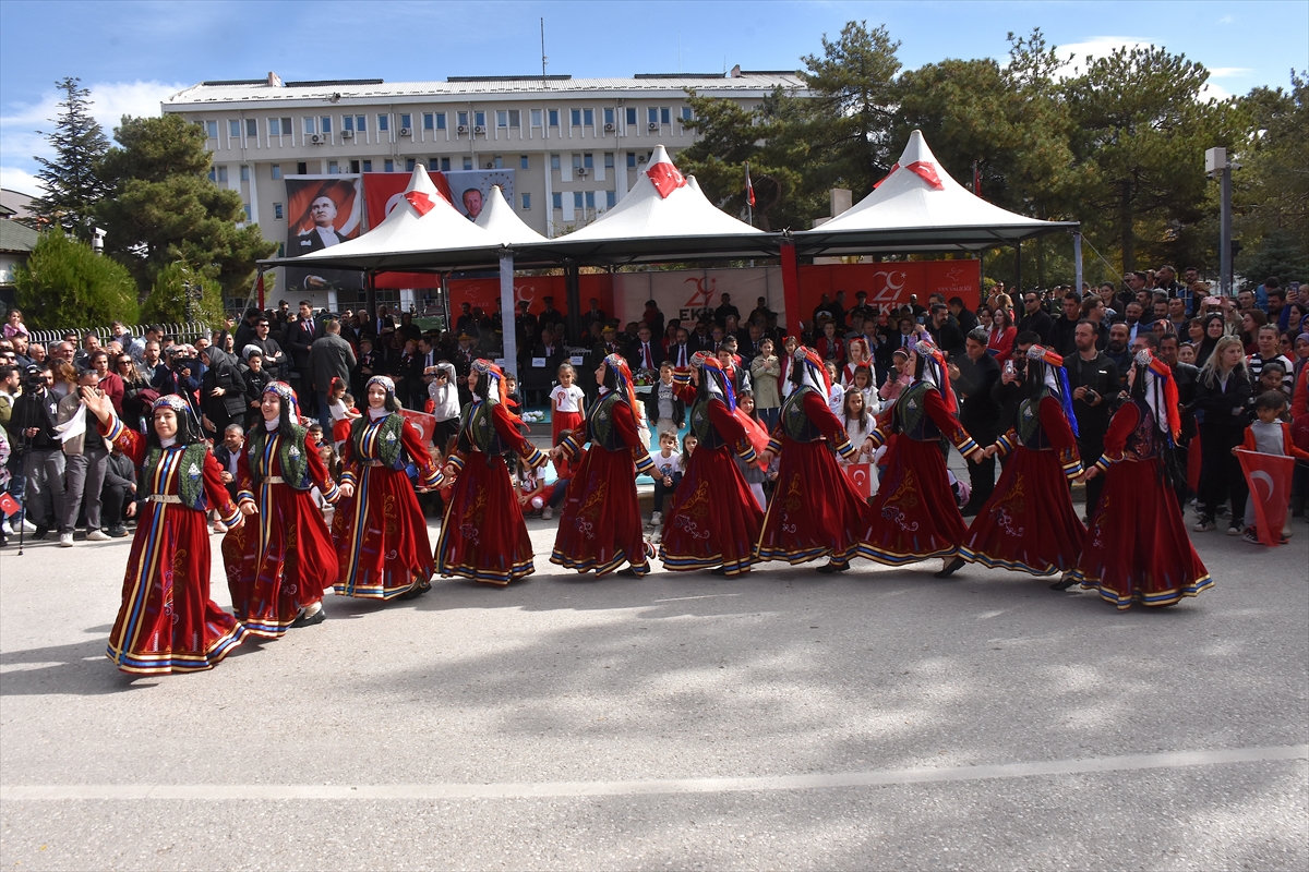 A A 20251029 39555026 39555022 V A N V E C E V R E I L L E R D E C U M H U R I Y E T I N 102 Y I L I T O R E N L E R L E K U T L A N D I