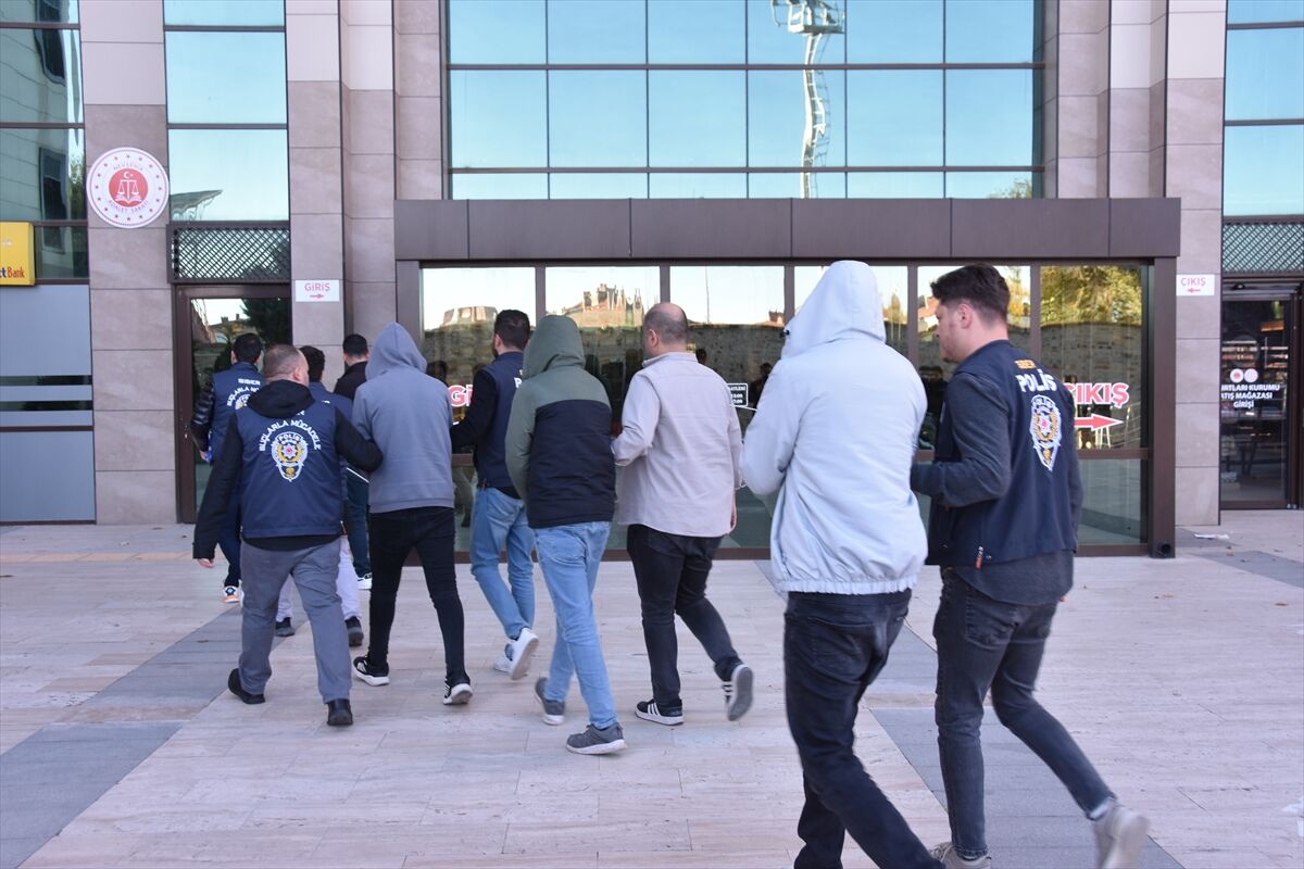 A A 20251031 39573494 39573491 N E V S E H I R M E R K E Z L I 19 I L D E D U Z E N L E N E N D O L A N D I R I C I L I K O P E R A S Y O N U N D A 39 S U P H E L I Y A K A L A N D I