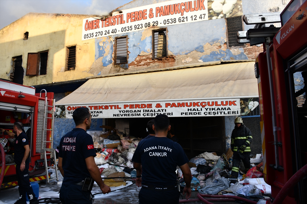 Adana'da Tekstil Dükkanında Çıkan Yangınaa 20251020 39470891 39470889 Adanada Tekstil Dukkaninda Cikan Yangin Sonduruldu
