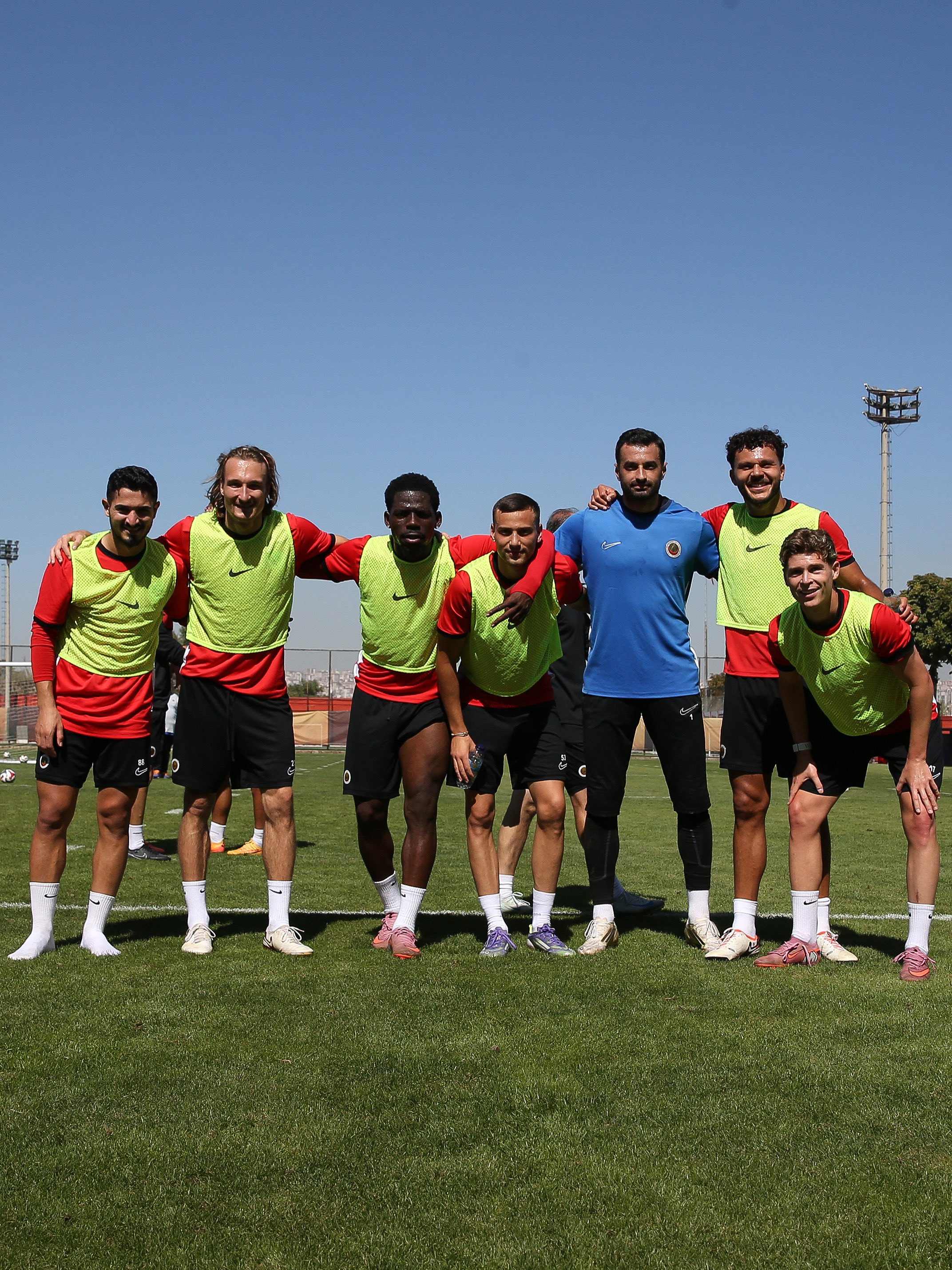 G1S Z O Dd Xg A A E6 Gl