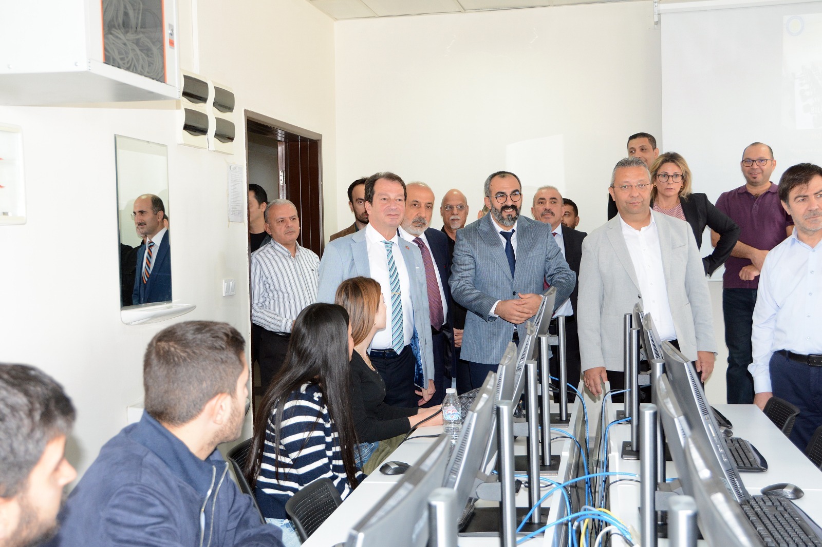 G3Y N Pj V Xo A A0Asn