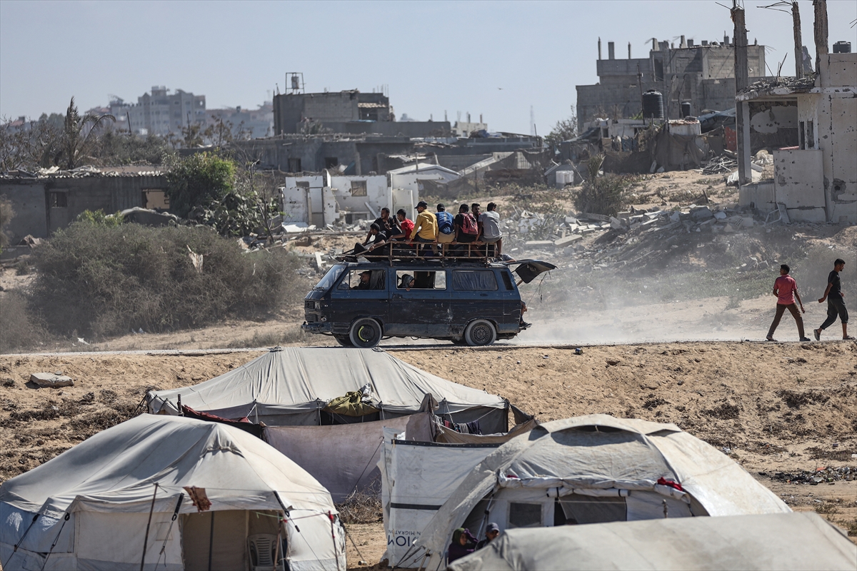 Gazze'de Ateşkesin Yürürlüğe Girmesiyle Binlerce Filistinli Kuzeydeki Evlerine Dönmeye Başladıaa 20251010 39370338 39370311 Gazzede Ateskesin Yururluge Girmesiyle Binlerce Filistinli Kuzeydeki Evlerine Donmeye Basladi