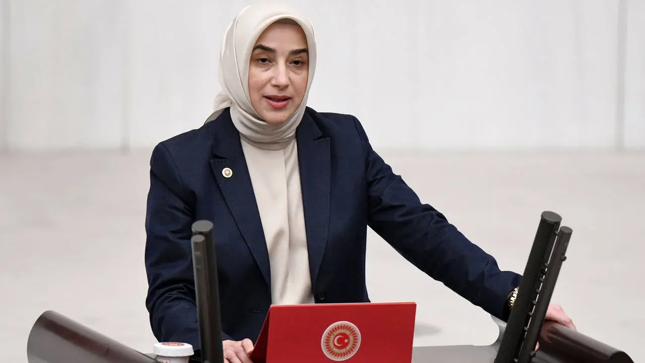 Her Seyi Paraya Bagliyorsunuz Sozleriyle Tepki Ceken Akp Li Zengin Den Yanit