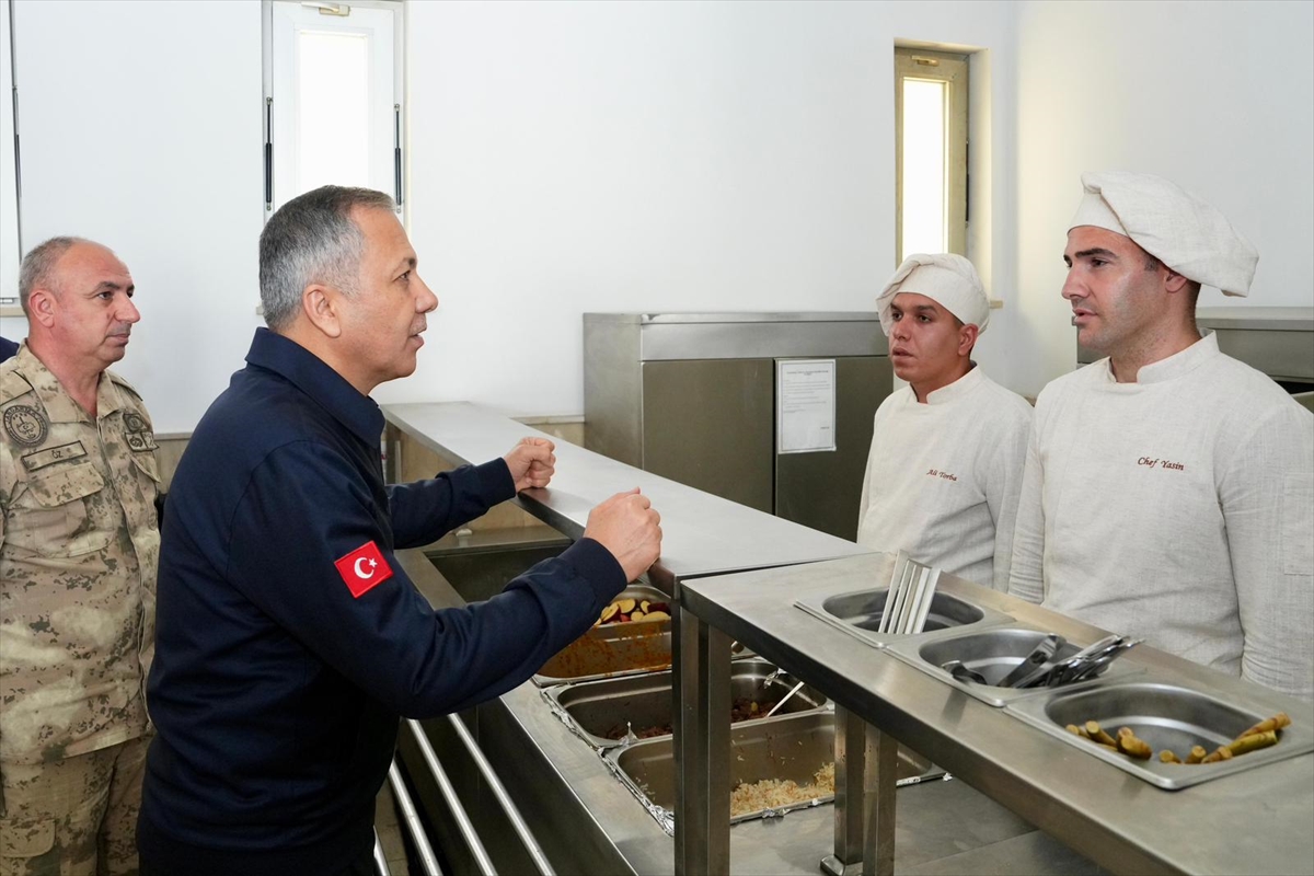 İçişleri Bakanı Yerlikaya, Hakkari'deaa 20251009 39360853 39360849 Icisleri Bakani Yerlikaya Hakkaride