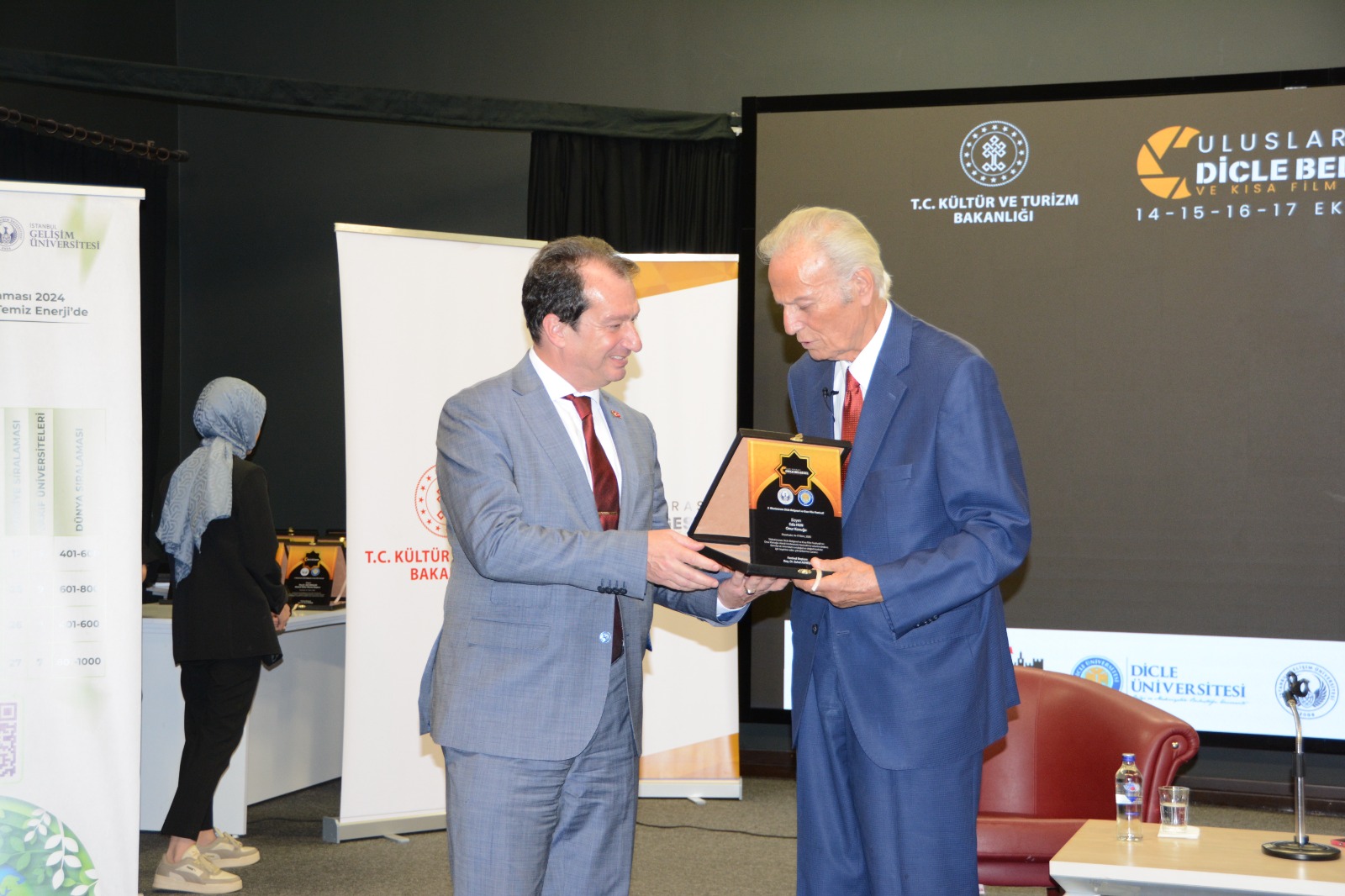 Whatsapp Image 2025 10 14 At 5.58.12 Pm (2)