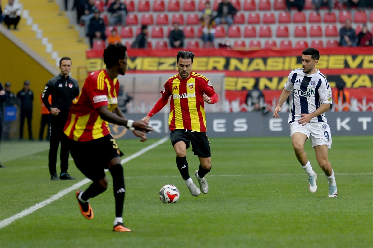 A A 20251102 39595053 39595045 Z E C O R N E R K A Y S E R I S P O R K A S I M P A S A