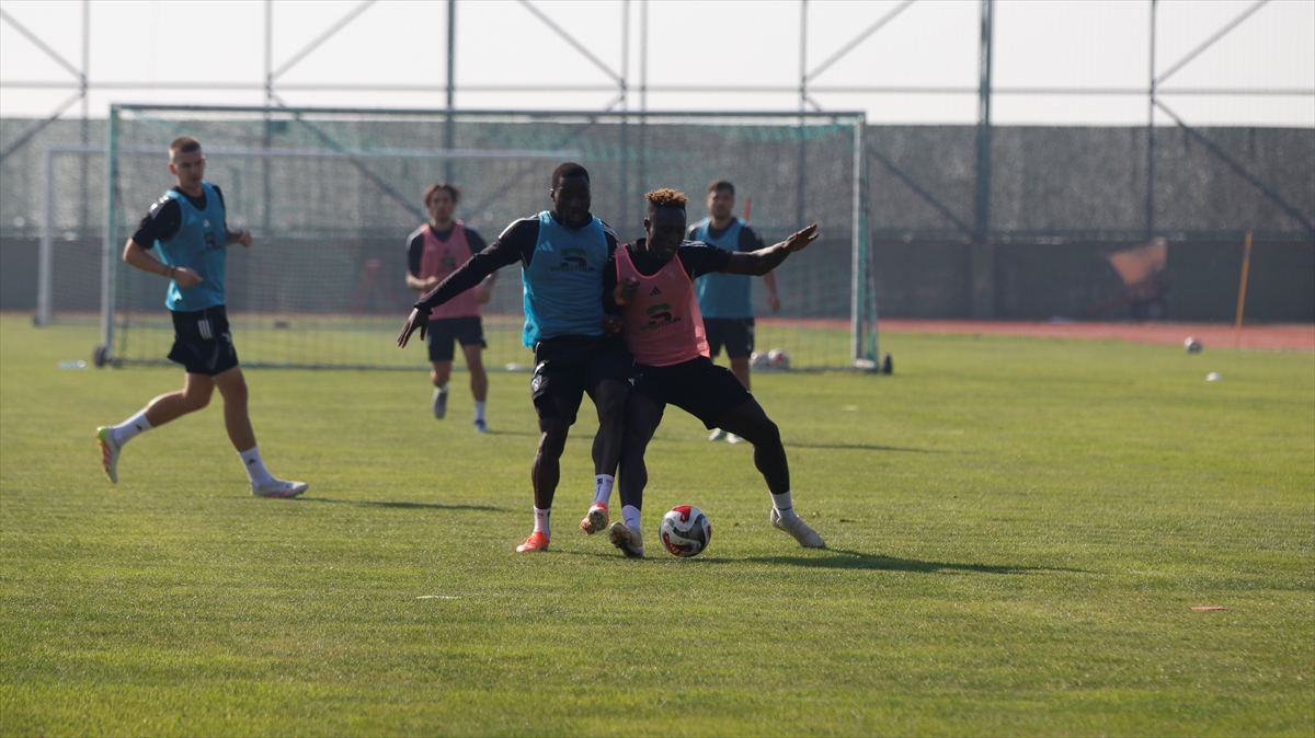 A A 20251104 39610718 39610717 K O C A E L I S P O R G A L A T A S A R A Y M A C I N I N H A Z I R L I K L A R I N I S U R D U R D U