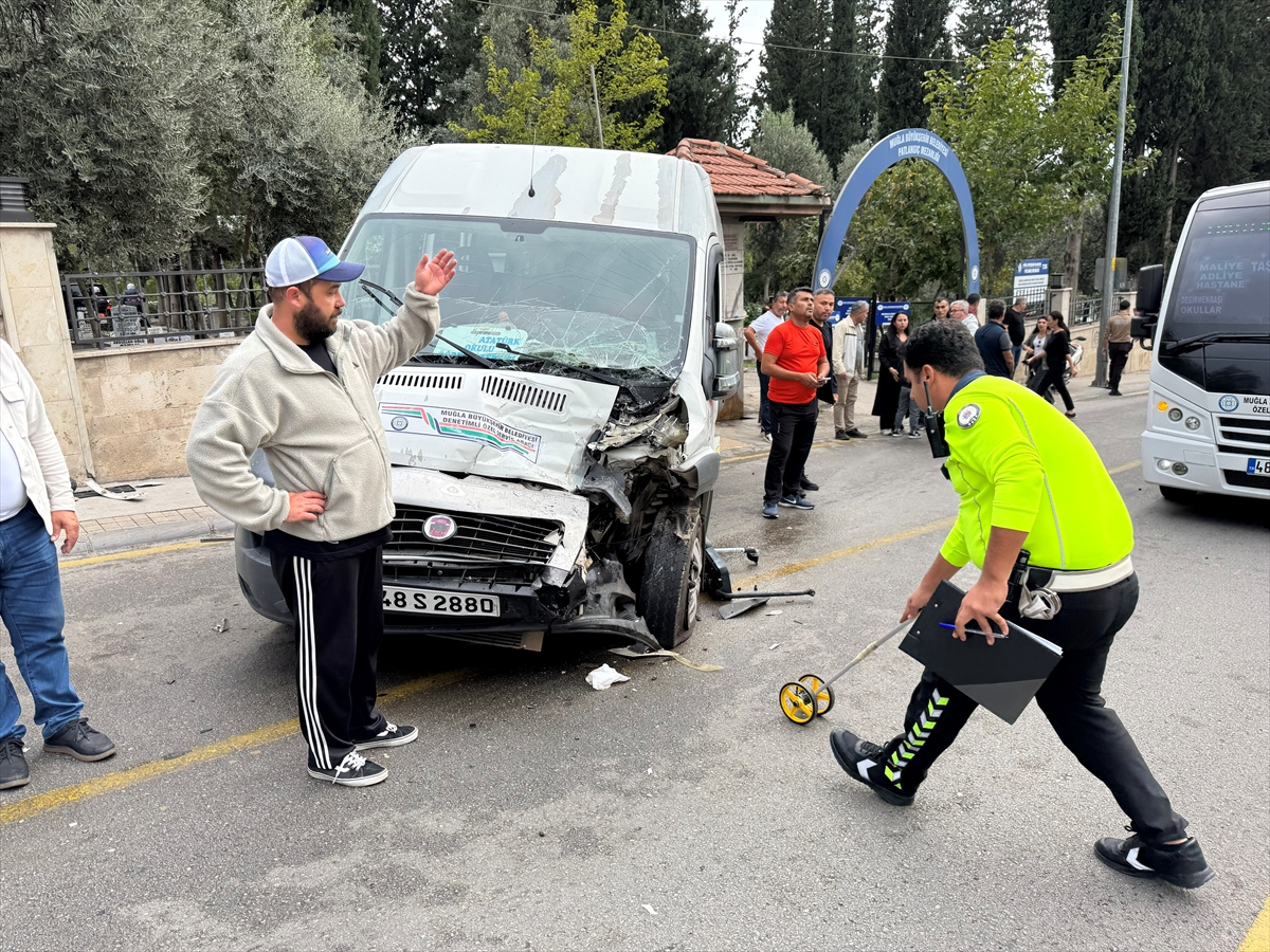 A A 20251107 39640674 39640672 M U G L A D A K A M Y O N I L E O G R E N C I S E R V I S I C A R P I S T I 22 K I S I Y A R A L A N D I