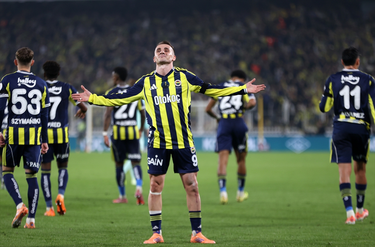 A A 20251109 39664274 39664263 F E N E R B A H C E Z E C O R N E R K A Y S E R I S P O R