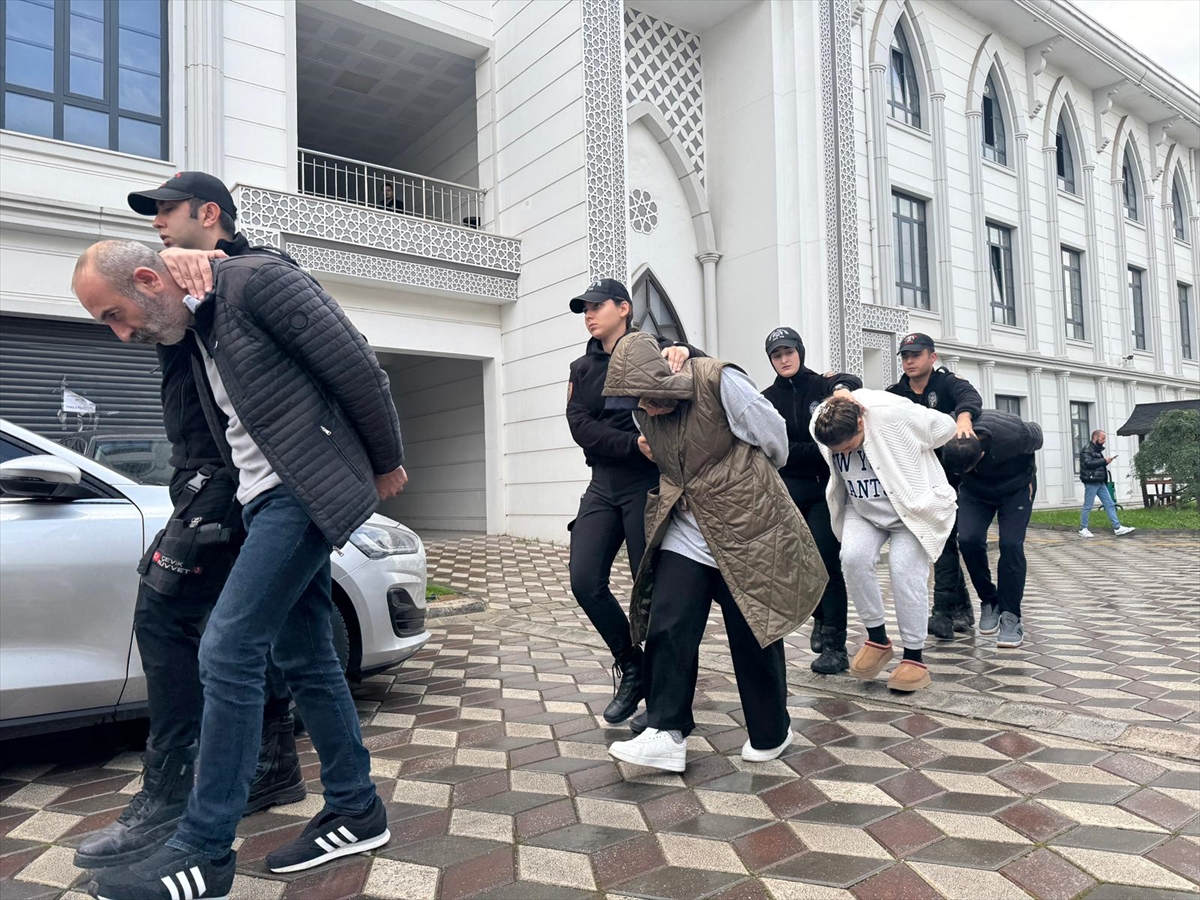 A A 20251111 39677123 39677122 K O C A E L I D E K I F A B R I K A Y A N G I N I N A I L I S K I N G O Z A L T I N A A L I N A N 11 Z A N L I A D L I Y E Y E S E V K E D I L D I