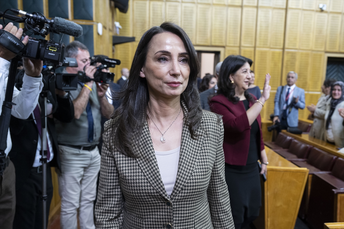 A A 20251111 39678692 39678684 D E M P A R T I T B M M G R U P T O P L A N T I S I