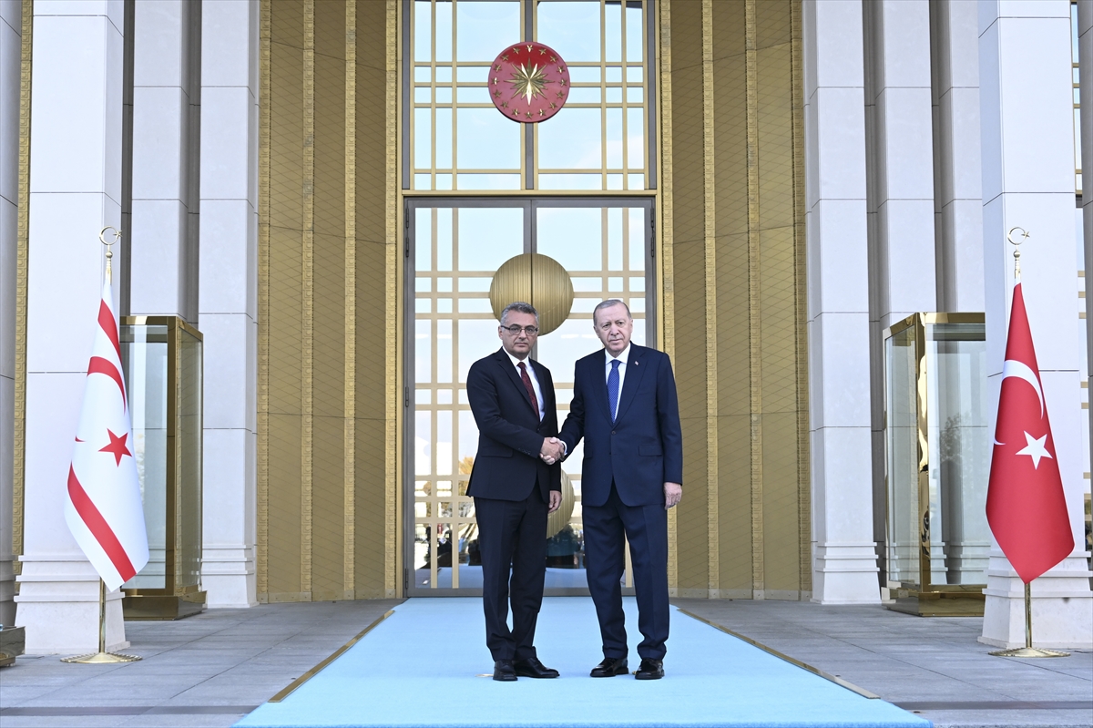 A A 20251113 39698580 39698578 C U M H U R B A S K A N I E R D O G A N K K T C C U M H U R B A S K A N I E R H U R M A N I R E S M I T O R E N L E K A R S I L A D I