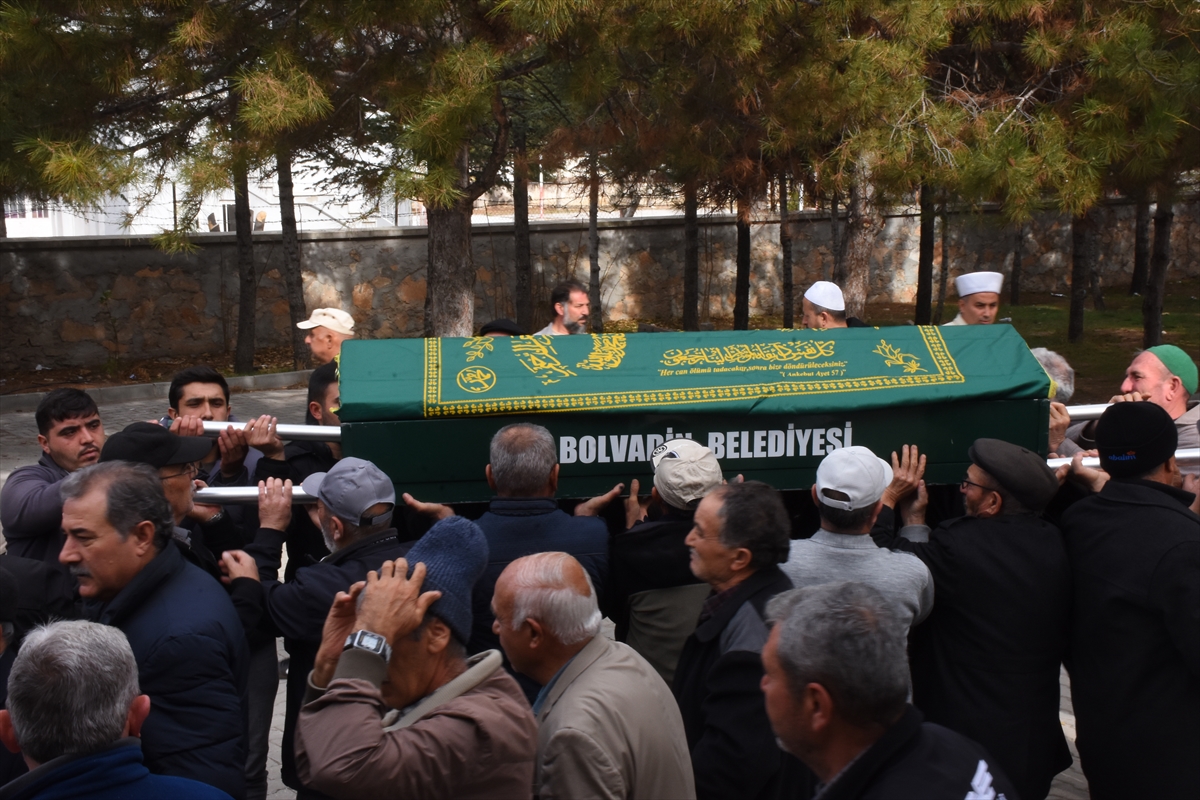 A A 20251119 39749058 39749054 F A T I H T E Z E H I R L E N M E S U P H E S I Y L E O L E N S E R V E T B O C E K I N C E N A Z E S I A F Y O N K A R A H I S A R D A D E F N E D I L D I