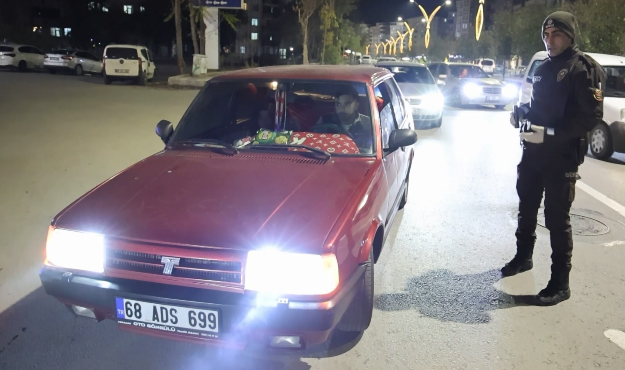 Ehliyeti Yok, Muayenesi Yok, Sigortası Yok