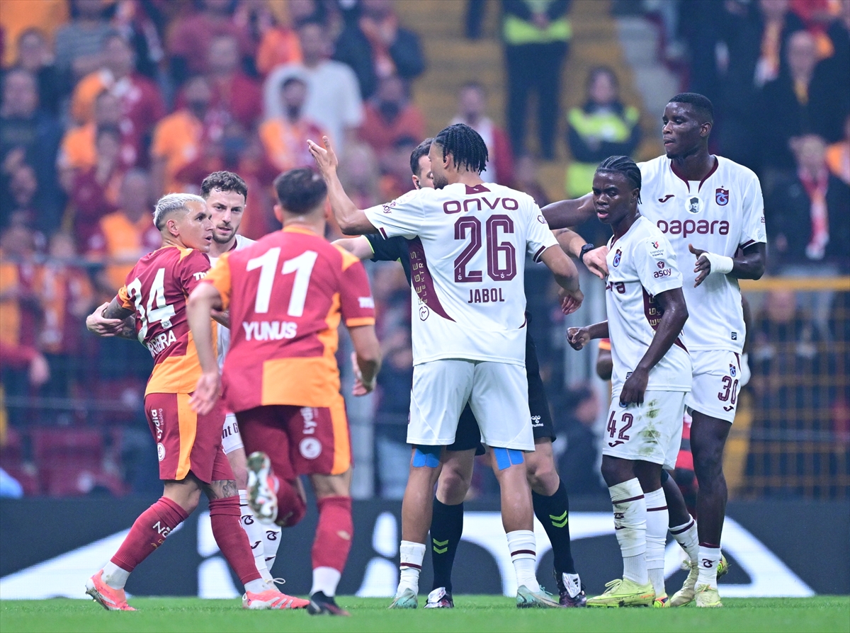 Galatasaray Trabzonspor3Aa 20251101 39588786 39588785 Galatasaray Trabzonspor