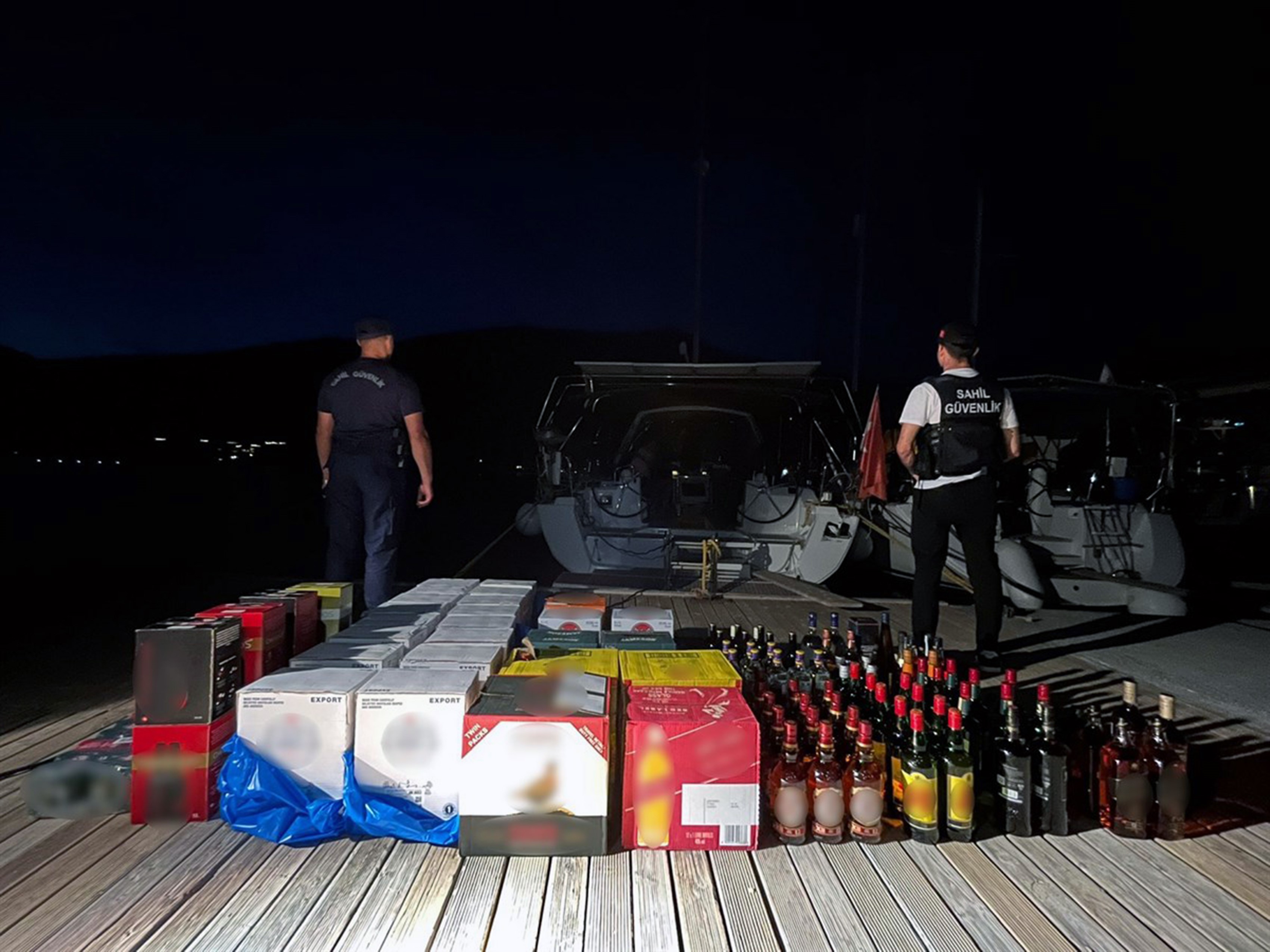 Lüks Teknelere Uyuşturucu Operasyonu