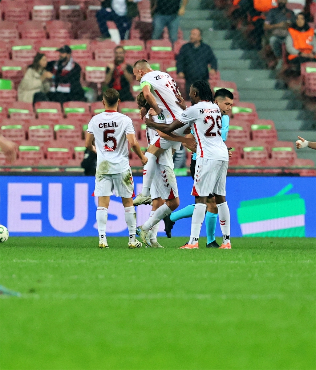 Samsunspor Hamrun Spartansaa 20251106 39637587 39637585 Samsunsporhamrun Spartans