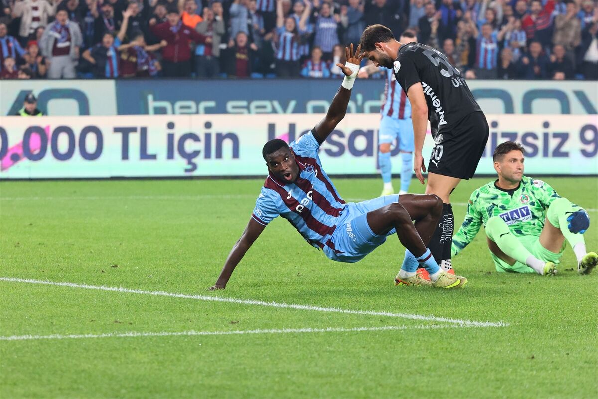 Trabzonspor Corendon Alanyaspor2Aa 20251108 39653236 39653227 Trabzonspor Corendon Alanyaspor