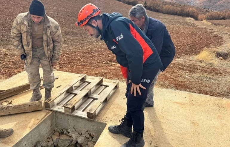 692D9F61F504A08E8484E619