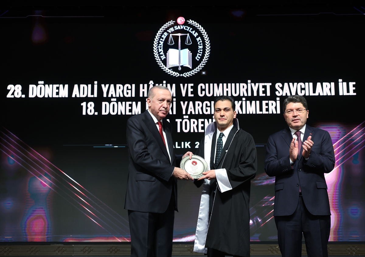 A A 20251202 39870594 39870578 C U M H U R B A S K A N I R E C E P T A Y Y I P E R D O G A N