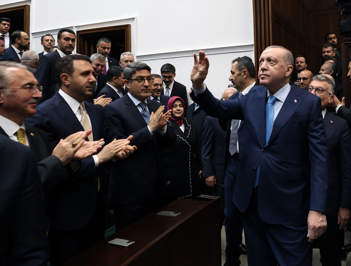 A A 20251203 39878041 39878032 A K P A R T I T B M M G R U P T O P L A N T I S I