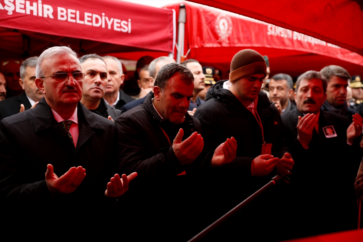 A A 20251209 39932548 39932541 I S T A N B U L D A N A R K O T I K O P E R A S Y O N U N D A S E H I T O L A N P O L I S M E M U R U A L B A Y R A K M E M L E K E T I S A M S U N D A D E F N E D I L D I