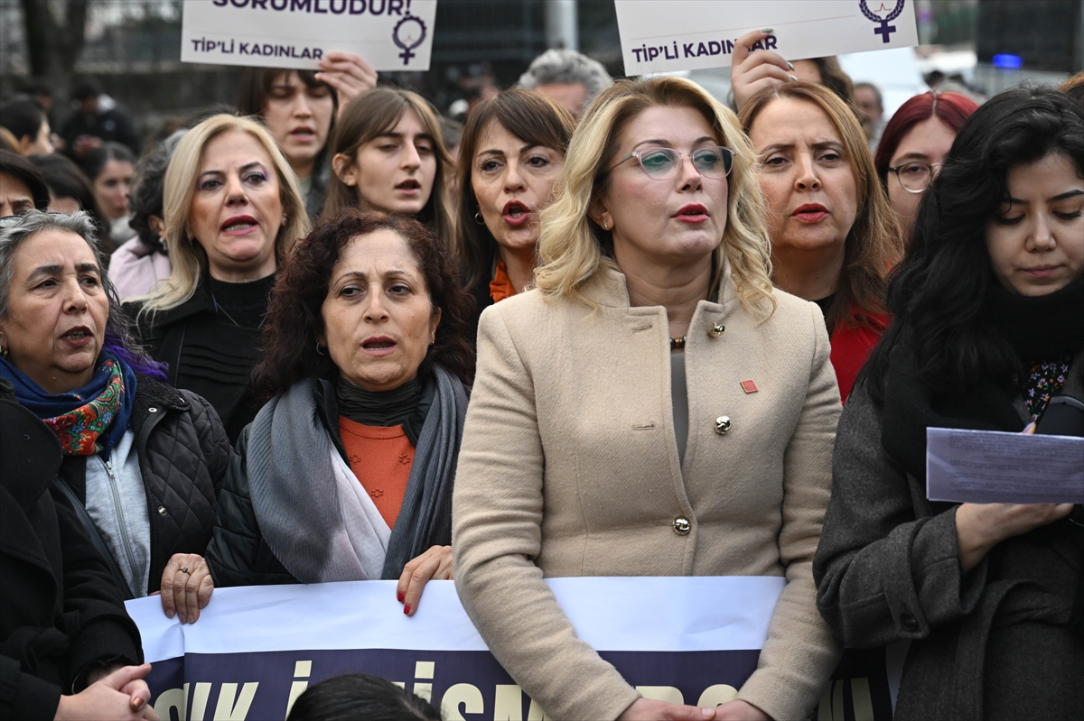 A A 20251211 39953739 39953738 C H P D E M V E E M E P L I K A D I N M I L L E T V E K I L L E R I N D E N K A D I N C I N A Y E T I V E T A C I Z P R O T E S T O S U