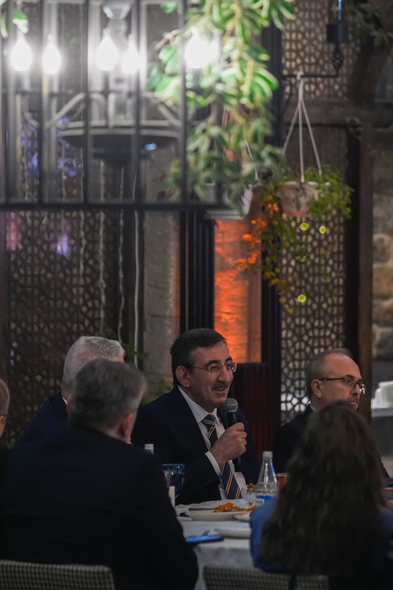 A A 20251224 40062736 40062732 C U M H U R B A S K A N I Y A R D I M C I S I Y I L M A Z B A K U D E G A Z E T E C I L E R I N S O R U L A R I N I Y A N I T L A D I