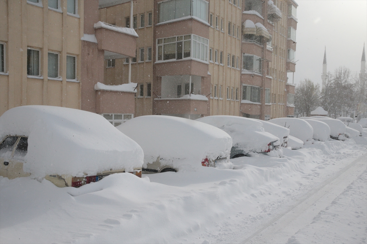 A A 20251229 40104859 40104850 B O L U D A K A R Y A G I S I