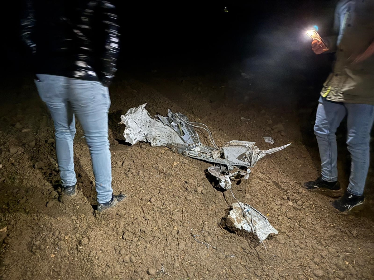 Ankara’da Acil Iniş Bildiren Uçak Için Arama Kurtarma Çalışması 2