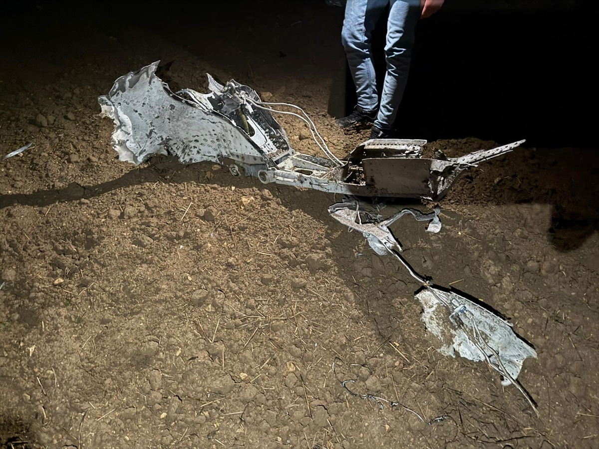 Ankara’da Acil Iniş Bildiren Uçak Için Arama Kurtarma Çalışması 3