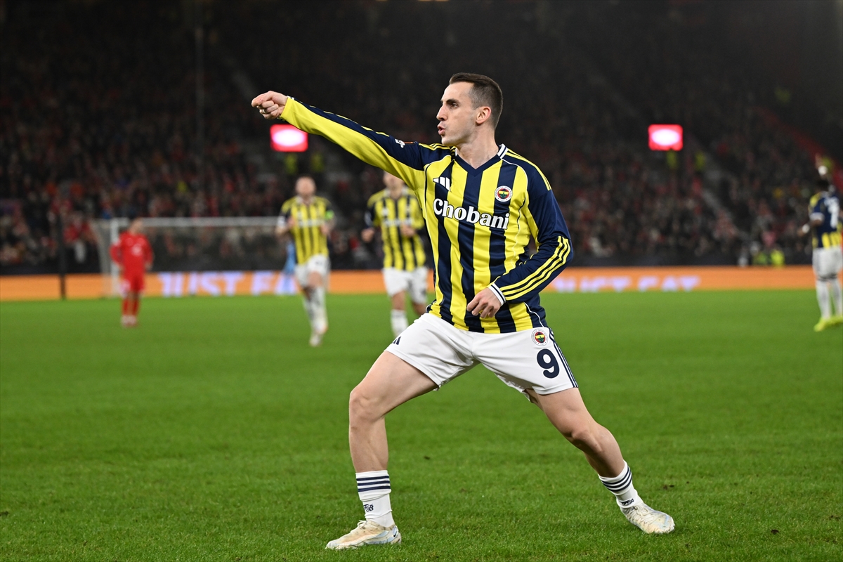 Brann Fenerbahçe A A 20251211 39958039 39958029 B R A N N F E N E R B A H C E