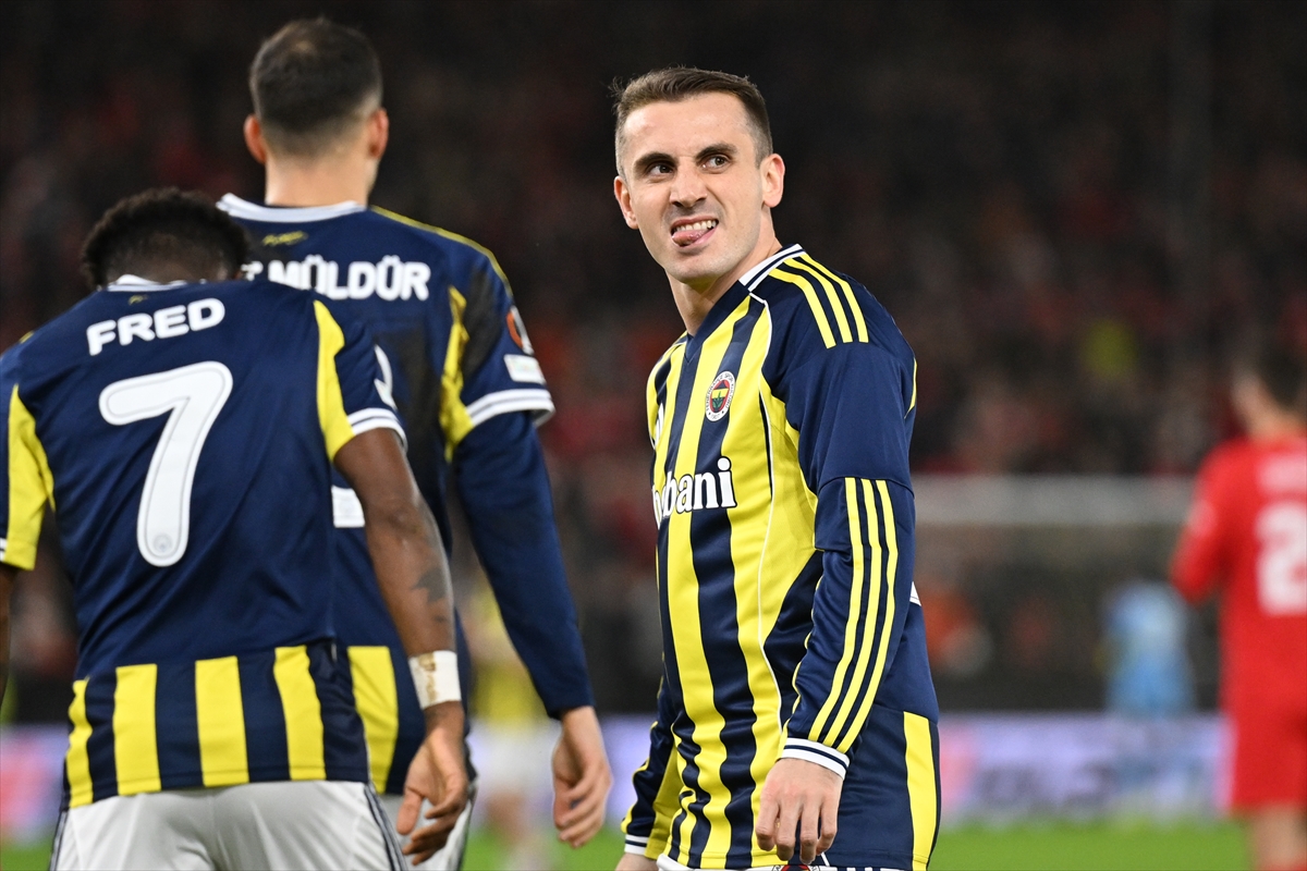 Brann Fenerbahçe A A 20251211 39958039 39958031 B R A N N F E N E R B A H C E