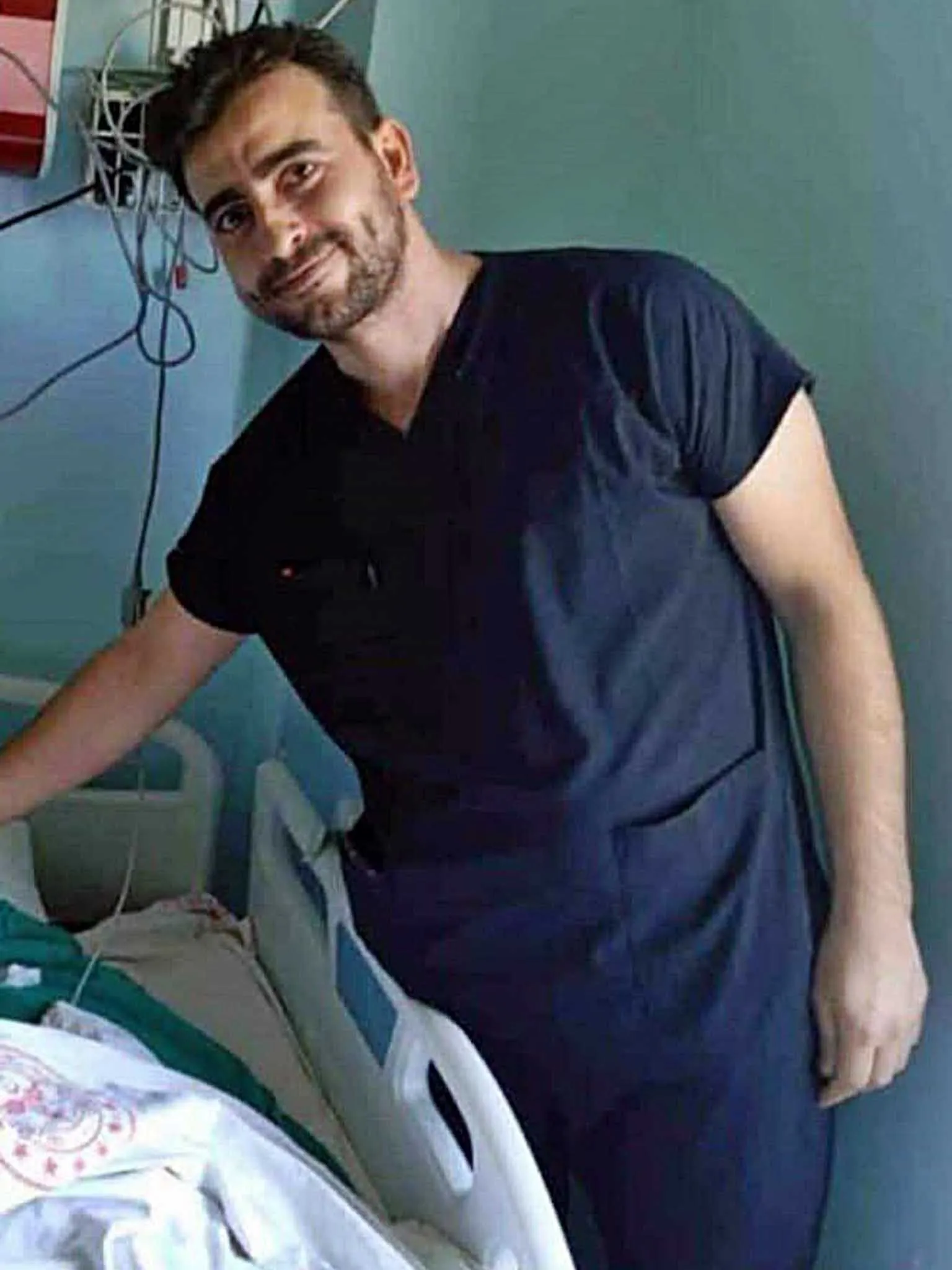 Diyarbakirda Genc Doktor Evinde Olu Olarak Bulundu 1