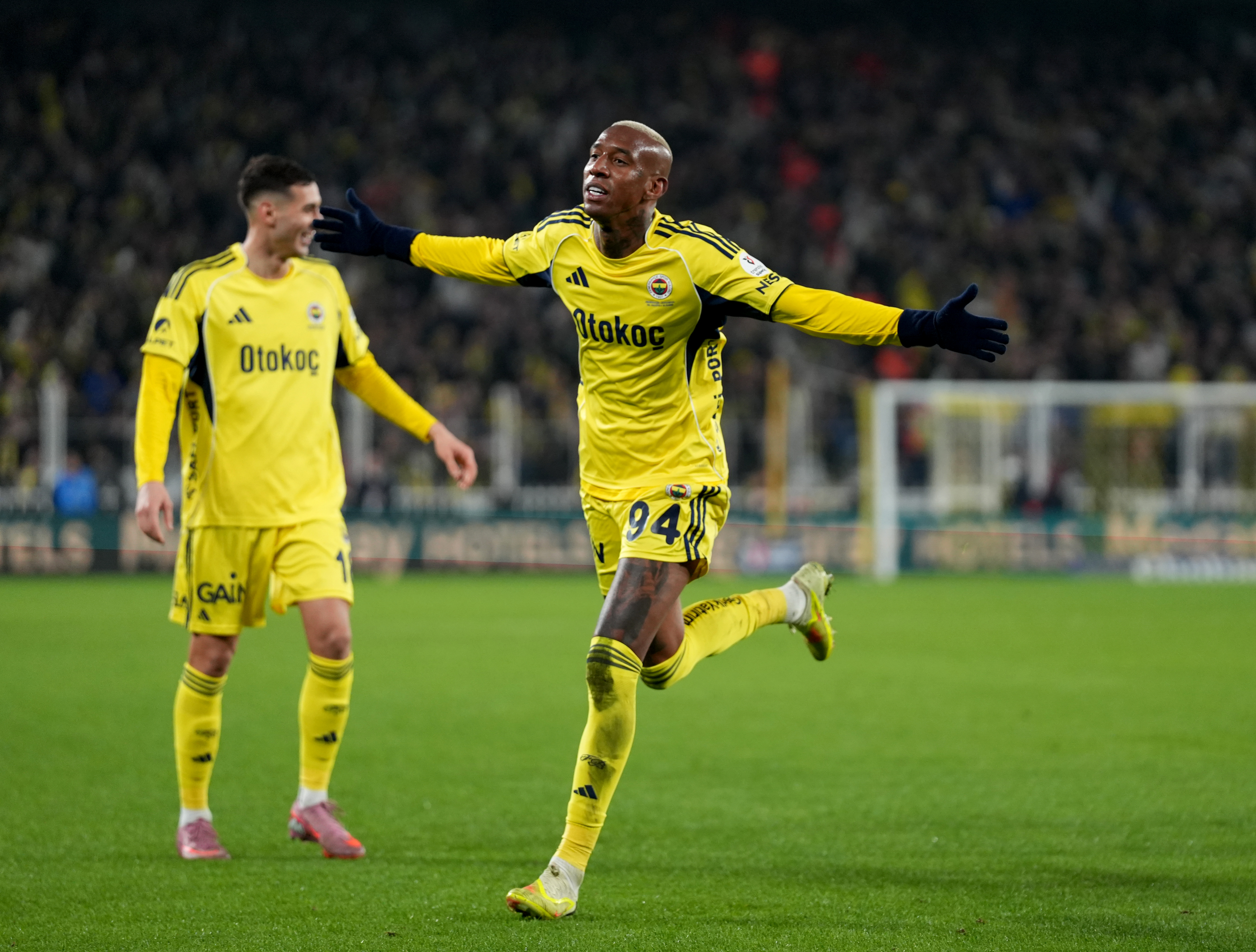 Fenerbahce Konyaspor A W599914 25