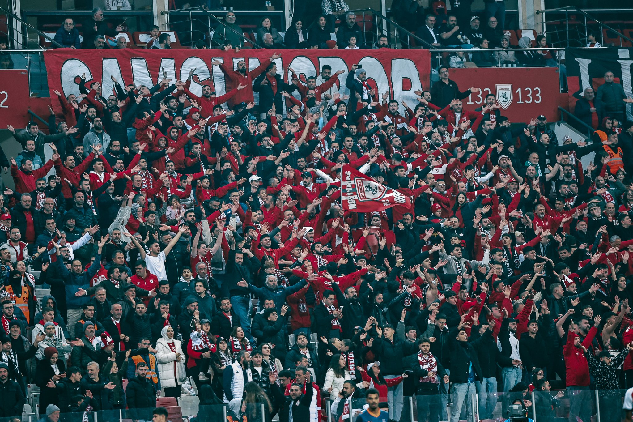 G8 Jd V9 W A Awrd K X