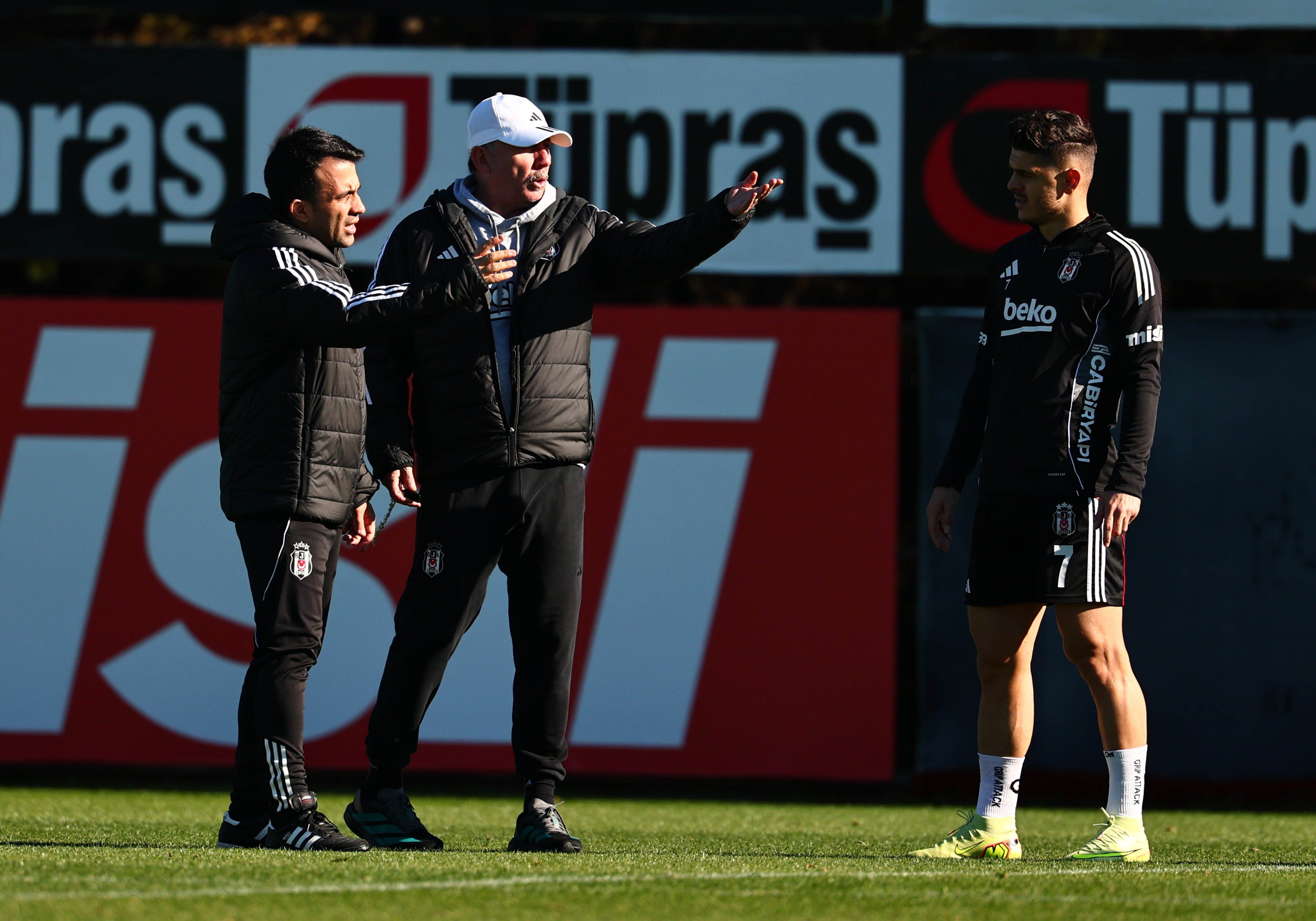 G8 Xb N B O Xo A I C S Js