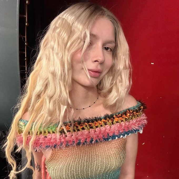 G8B U X8M Xk A I6Q A