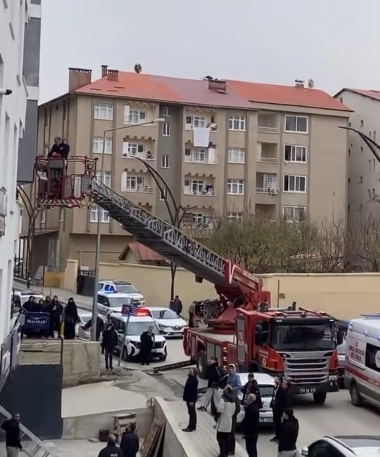 Muş'ta Apartman Dairesinde Korku Dolu Anlar 2