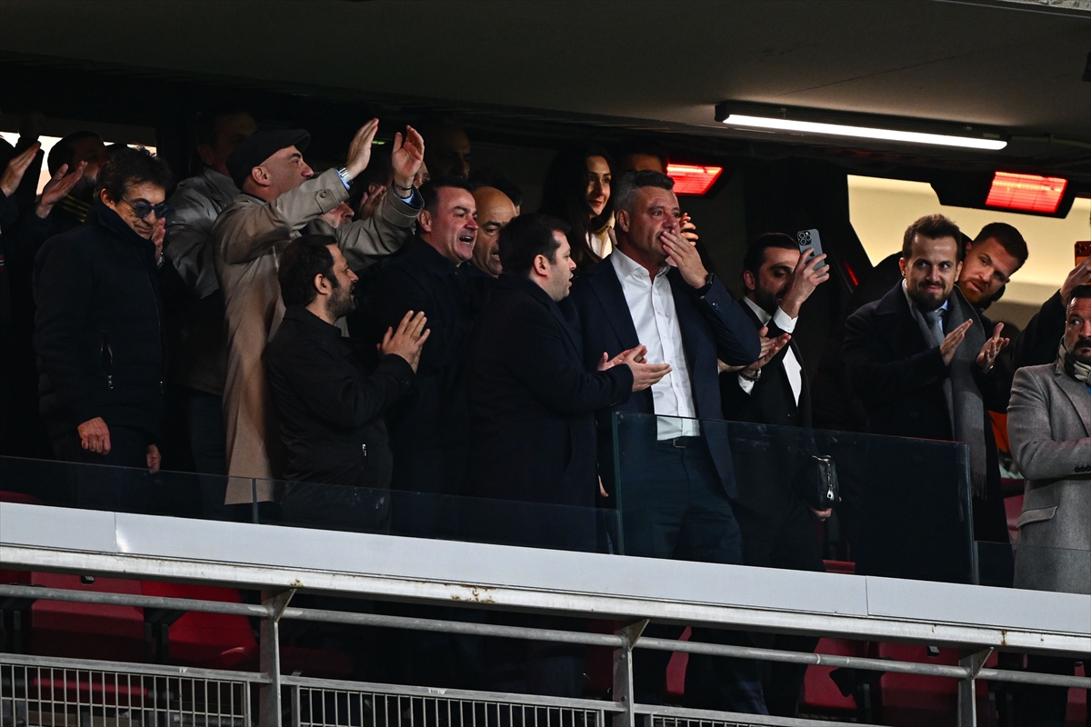 Sadettinsaran Olimpiyat Stadı A A 20251220 40035114 40035108 E Y U P S P O R F E N E R B A H C E