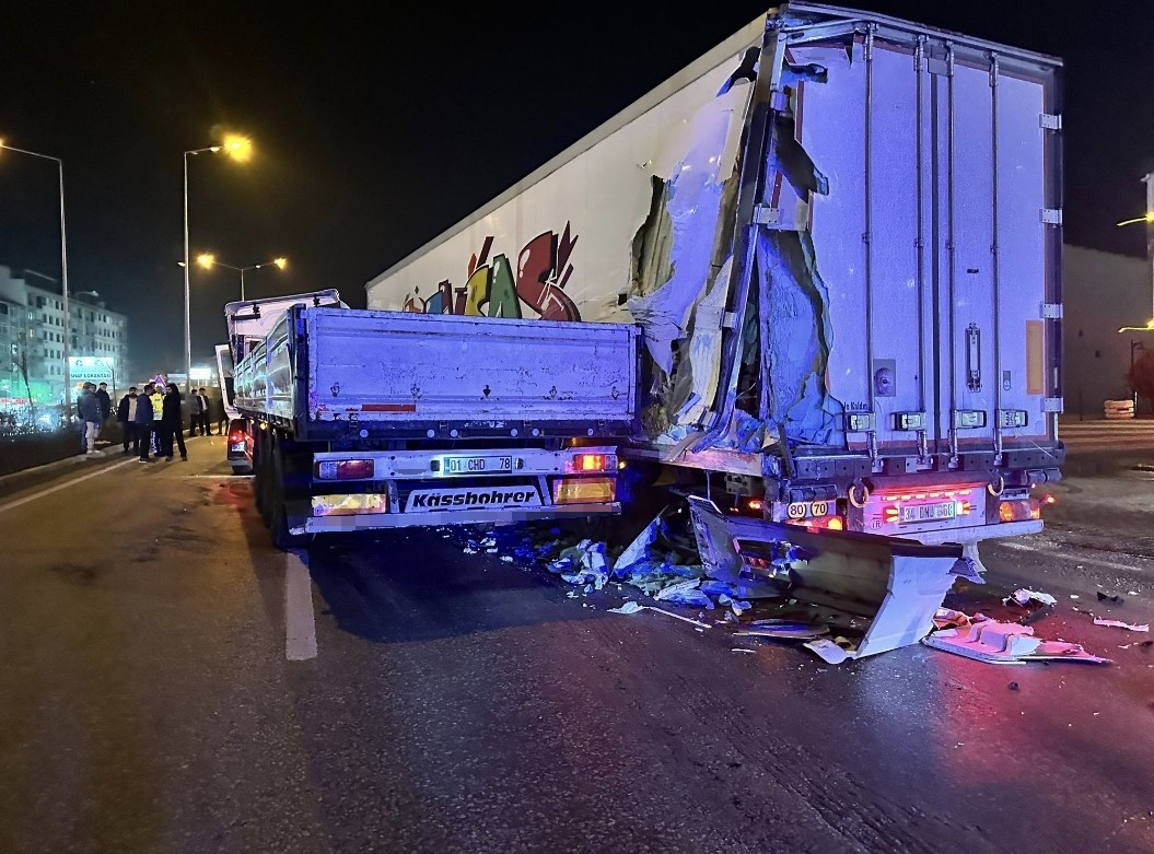 Susurluk'ta Tır Kazası 3