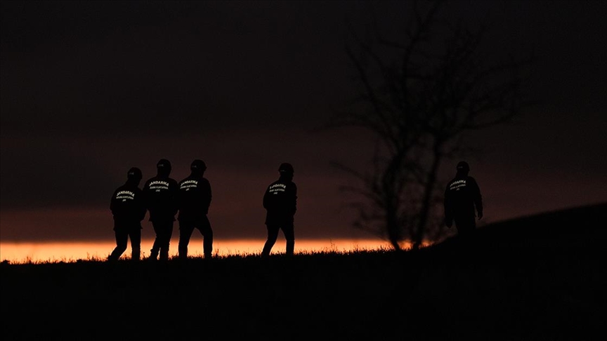 Thumbs B C 1E7Aef65666D5E546F979219F827E6D1