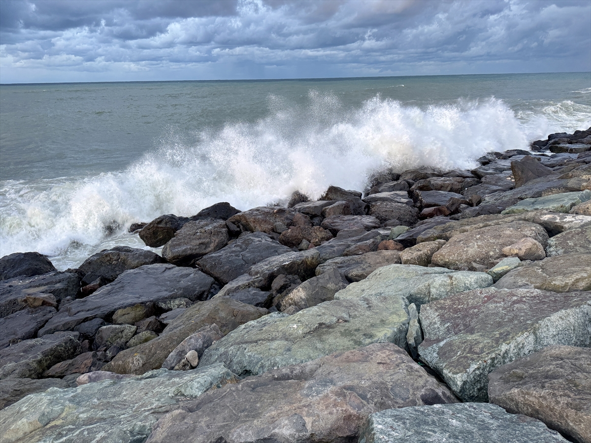 Trabzon'da Kuvvetli Rüzgar 4