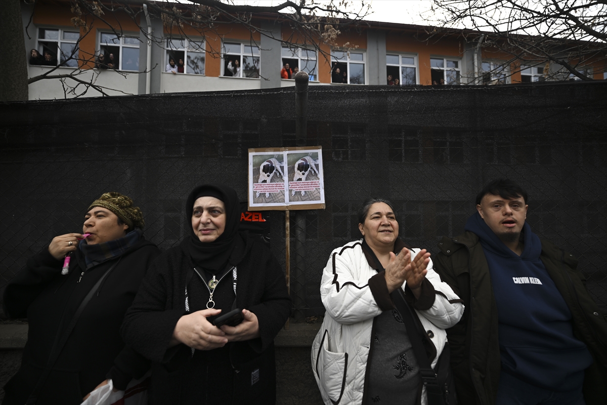 A A 20260107 40186844 40186837 A N K A R A D A B I R K O P E G I N M E T R O D A D A R P E D I L E R E K O L D U R U L D U G U I D D I A S I U Z E R I N E P R O T E S T O D U Z E N L E N D I