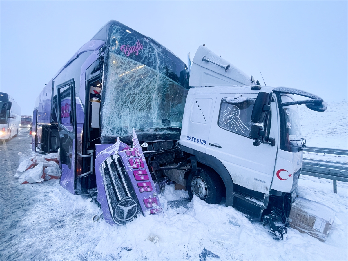 A A 20260110 40212047 40212044 K A R S T A Y O L C U O T O B U S U N U N K A M Y O N A C A R P T I G I K A Z A D A 9 K I S I Y A R A L A N D I