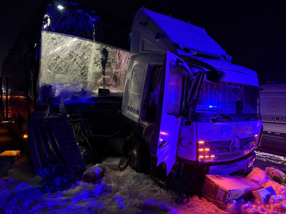 A A 20260110 40212073 40212071 K A R S T A Y O L C U O T O B U S U N U N K A M Y O N A C A R P T I G I K A Z A D A 9 K I S I Y A R A L A N D I