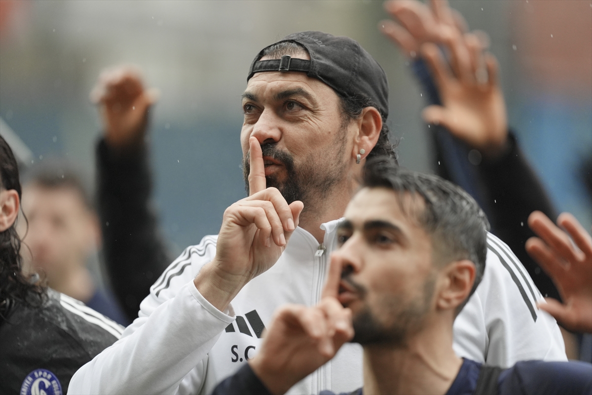 A A 20260111 40224965 40224964 S M S G R U P S A R I Y E R A L A G O Z H O L D I N G I G D I R F K