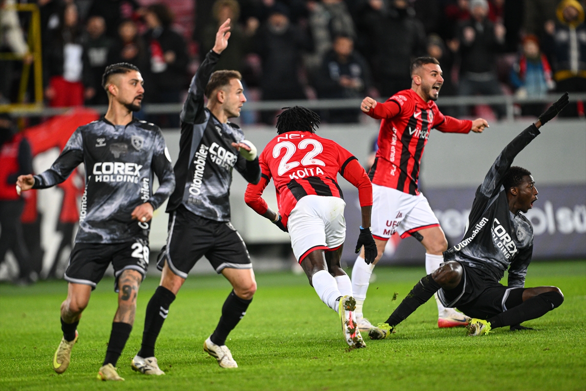 A A 20260118 40292744 40292739 G E N C L E R B I R L I G I S A M S U N S P O R