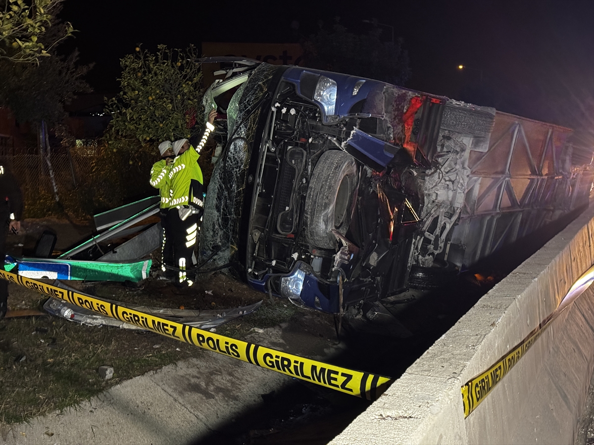 A A 20260126 40366742 40366737 A D A N A D A D E V R I L E N O T O B U S T E K I 8 K I S I Y A R A L A N D I