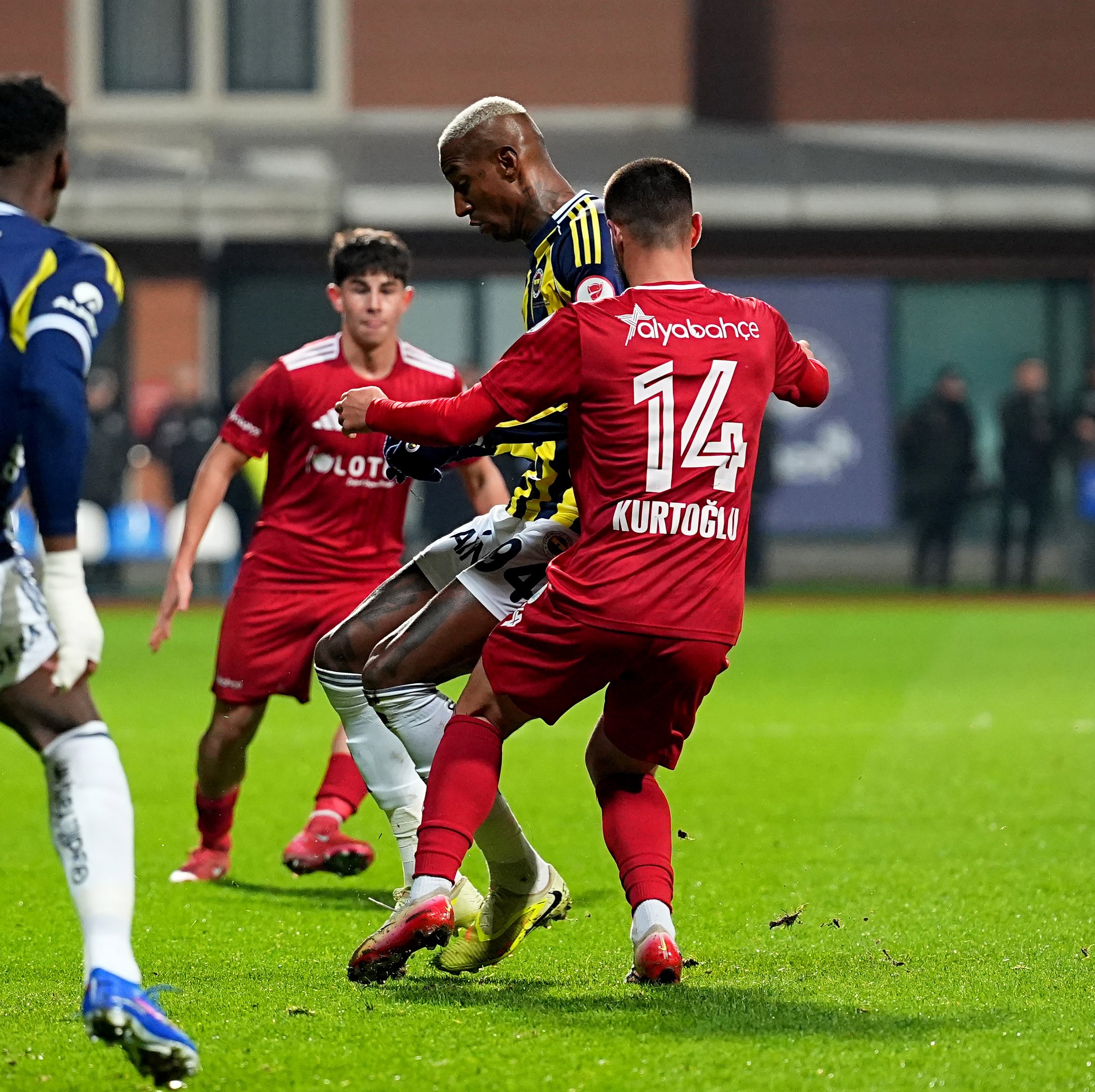 Beyoğlu Fenerbahçe A W620426 13